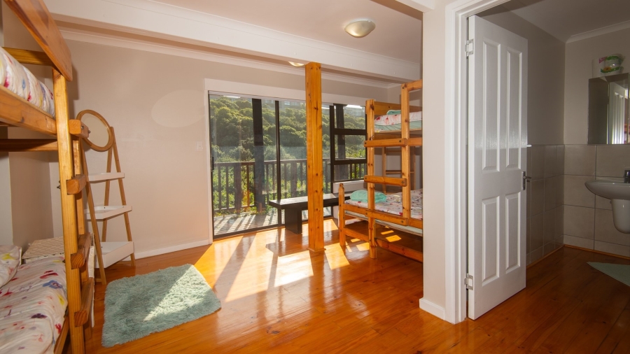 6 Bedroom Property for Sale in Nature On Sea Western Cape